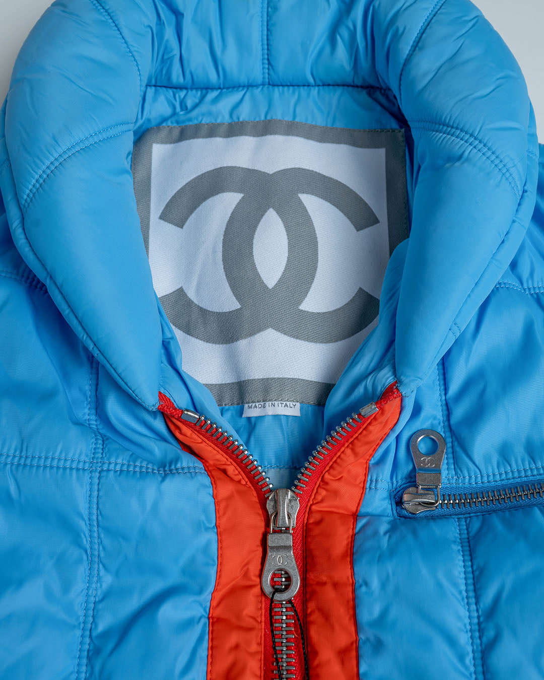 Chanel Steppjacke · Hellblau