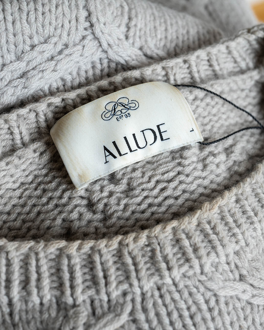 Allude Strickpullover · Beige
