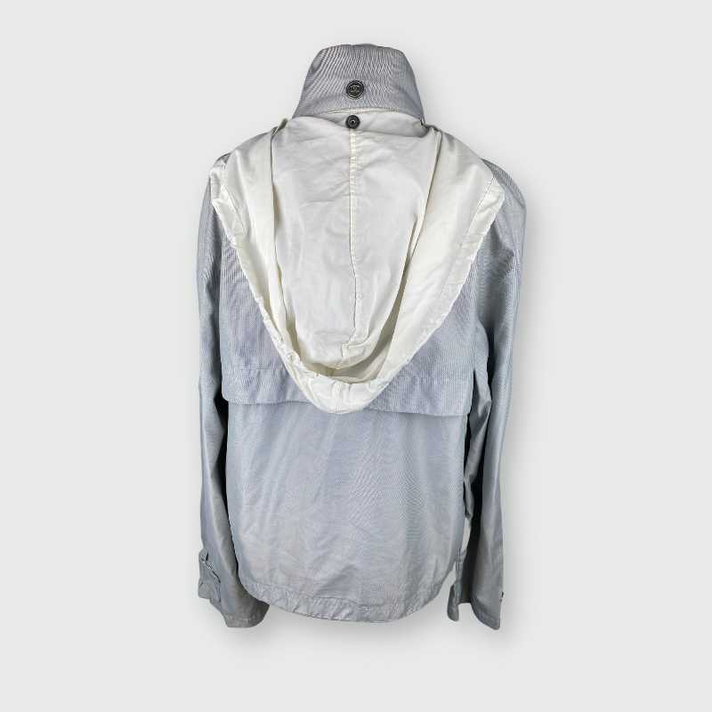 Chanel Windjacke mit Logopatch hinten Grau