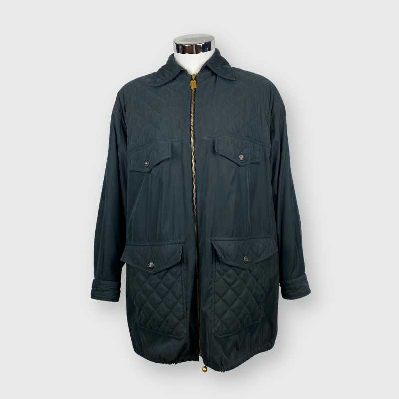 Chanel Steppjacke Schwarz