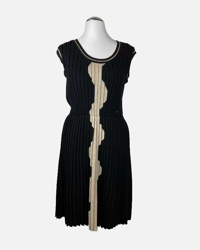 Chanel Kleid Schwarz