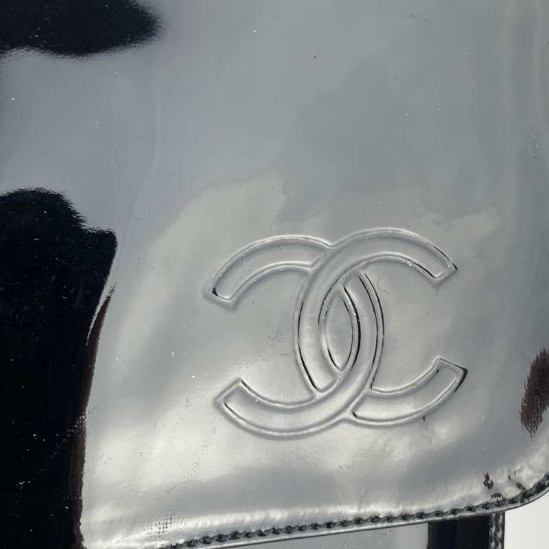Chanel Stiefel Lackleder Schwarz