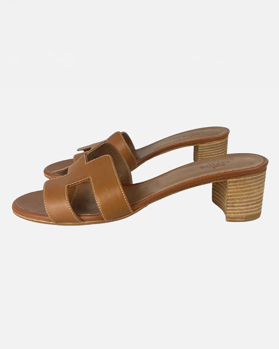 Hermès Oasis Sandalen Braun