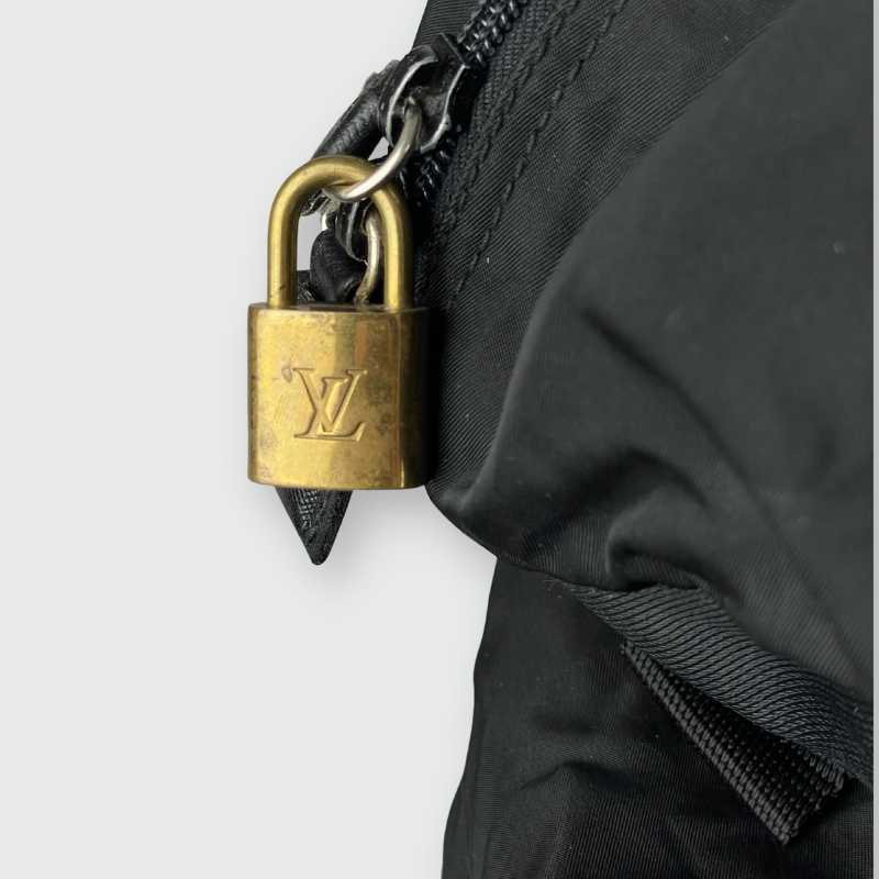 Prada Weekender Nylon Schwarz