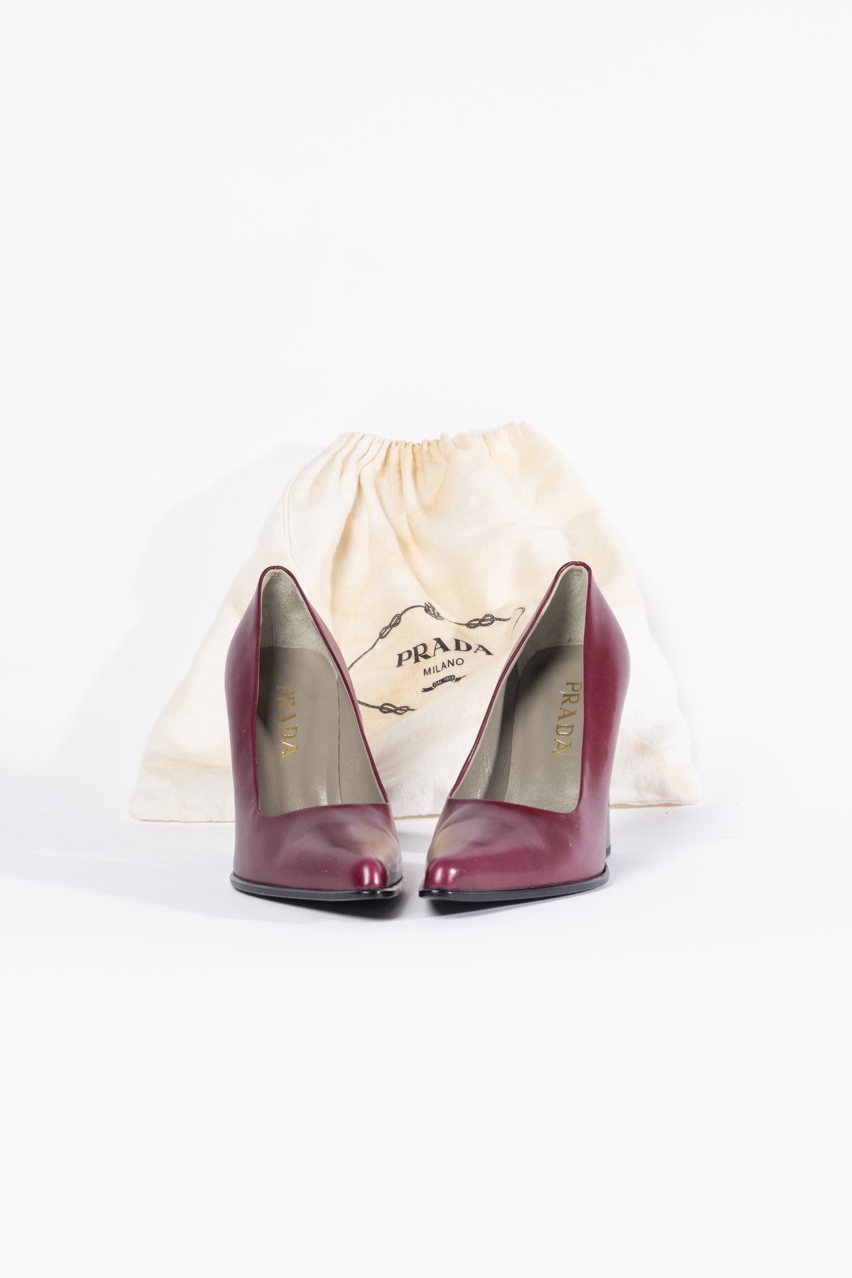 Prada Plateau Heels Spitz in Beere