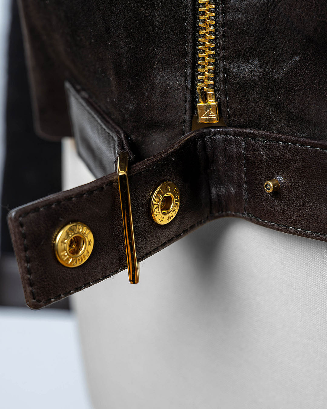 Gucci Wildleder/Strick Jäckchen Zipper · Dunkelbraun