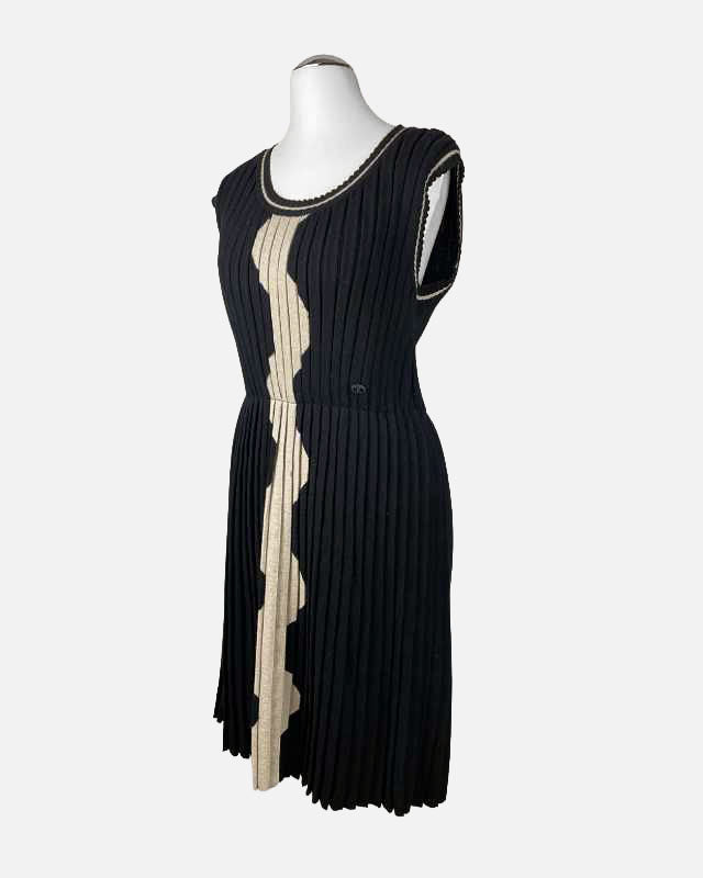 Chanel Kleid Schwarz