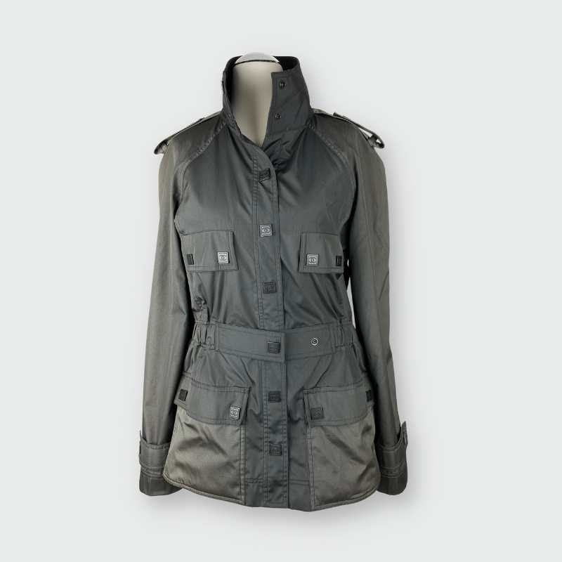 Chanel Windjacke mit taillierter Raffung Grau