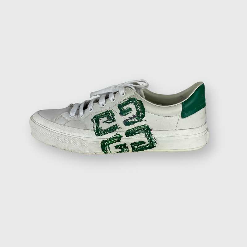 Givenchy Sneaker