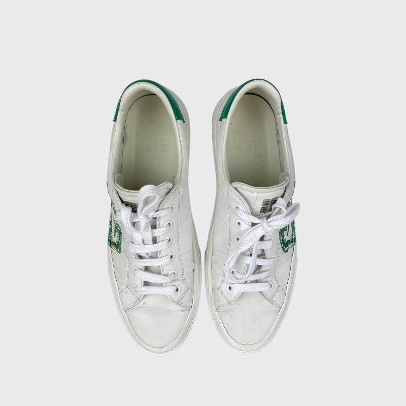 Givenchy Sneaker