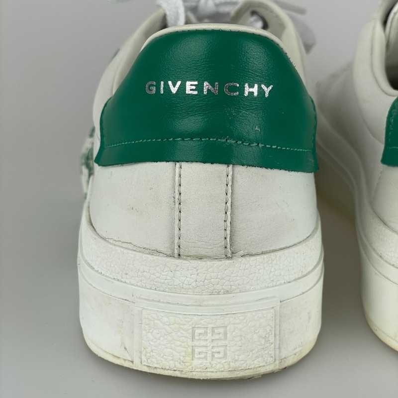 Givenchy Sneaker