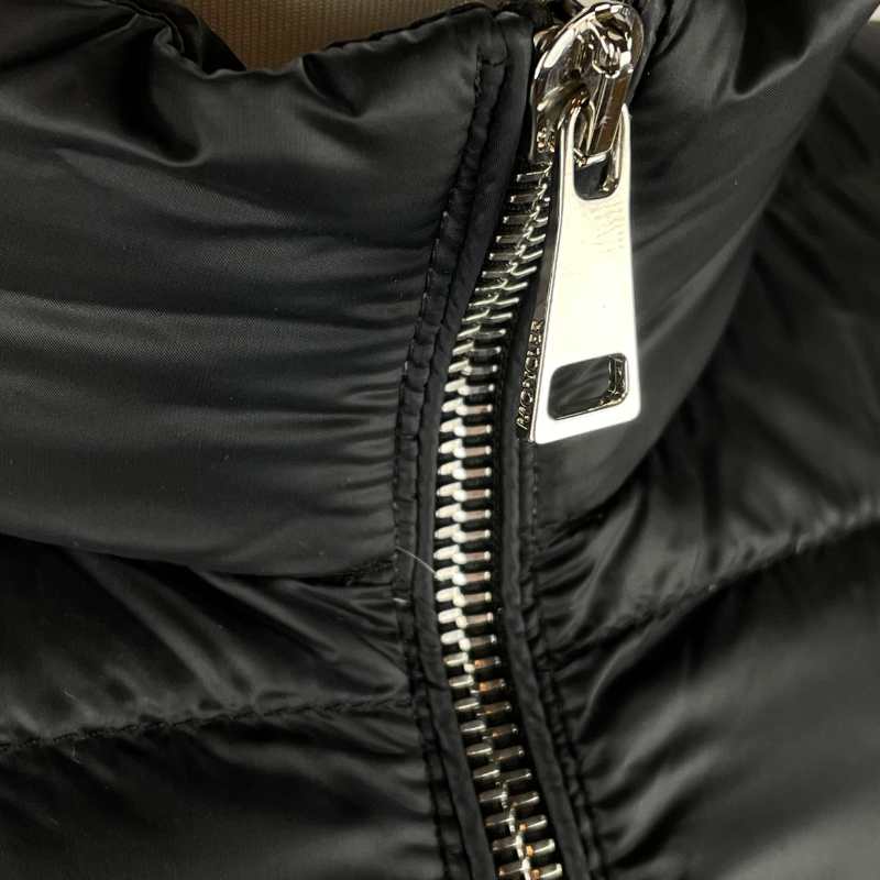 Moncler Steppjacke Spitzenrock-Optik · Schwarz
