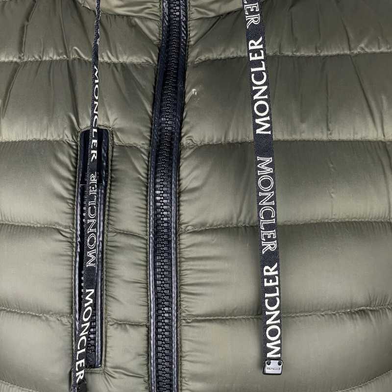 Moncler Steppmantel Grün