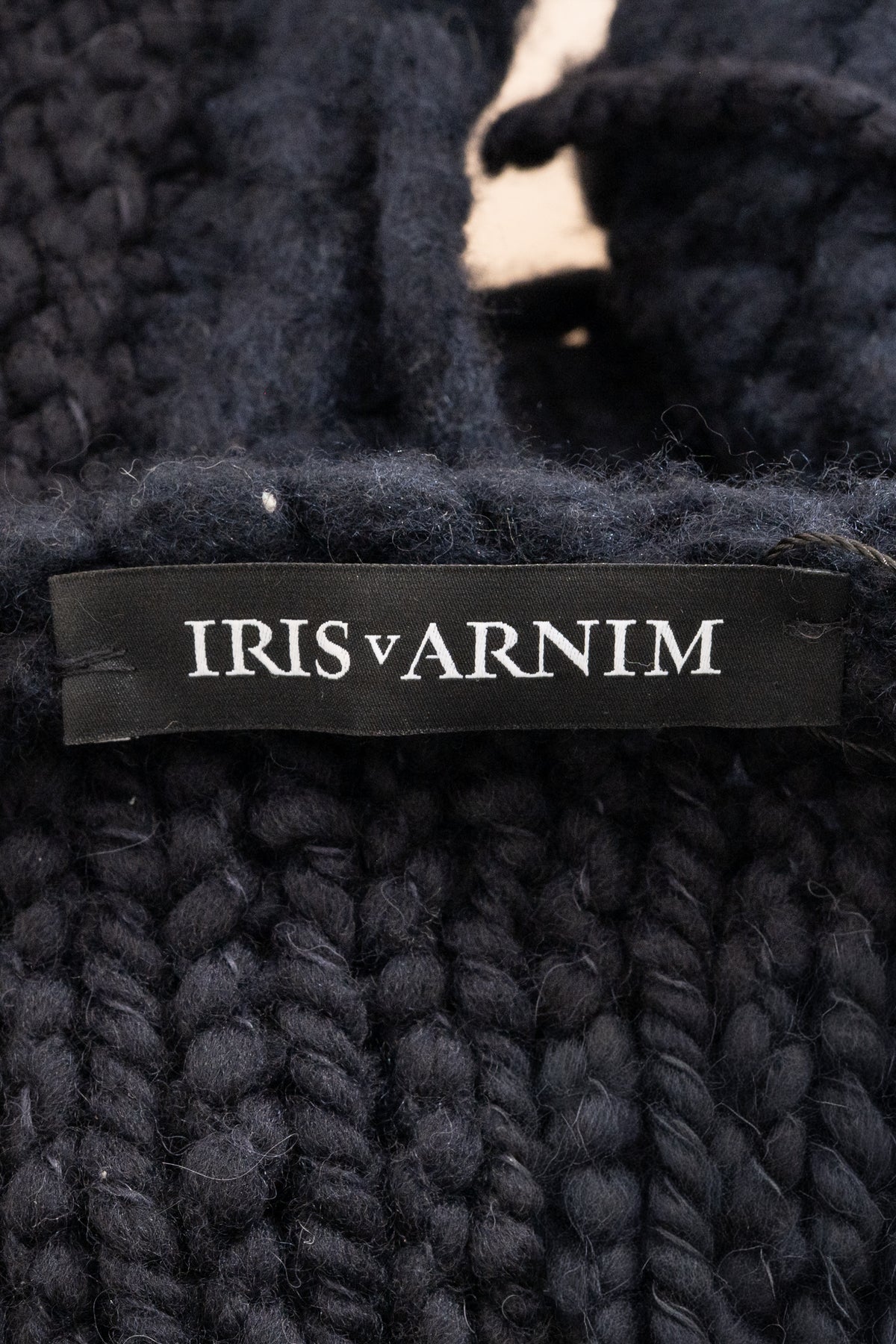 Iris von Arnim grober Strickpullover Dunkelblau