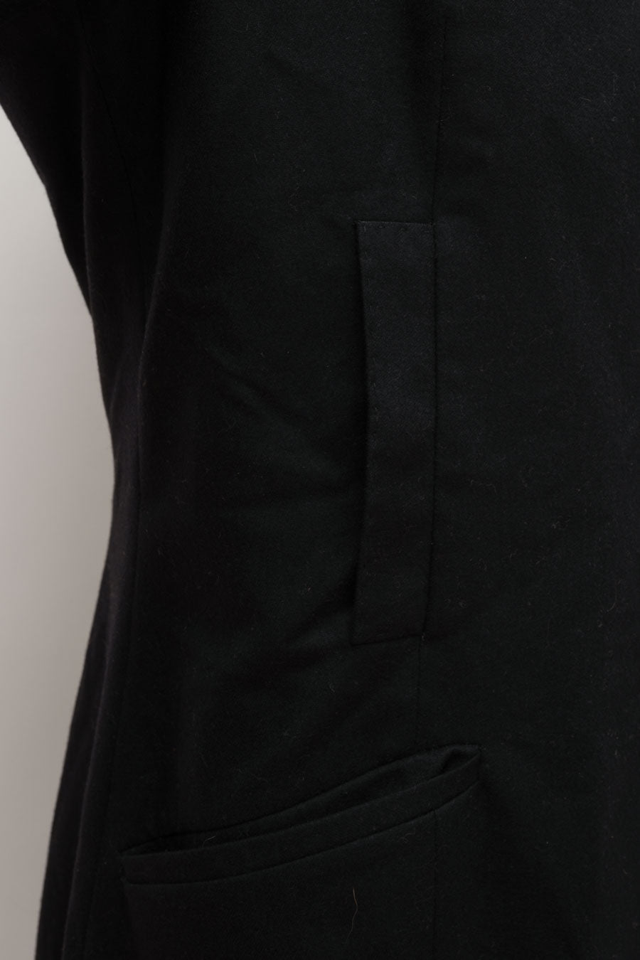 Brunello Cucinelli Mantel Schwarz