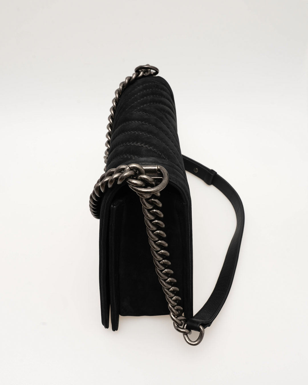 Chanel Medium Boy Bag Schwarz Wildleder
