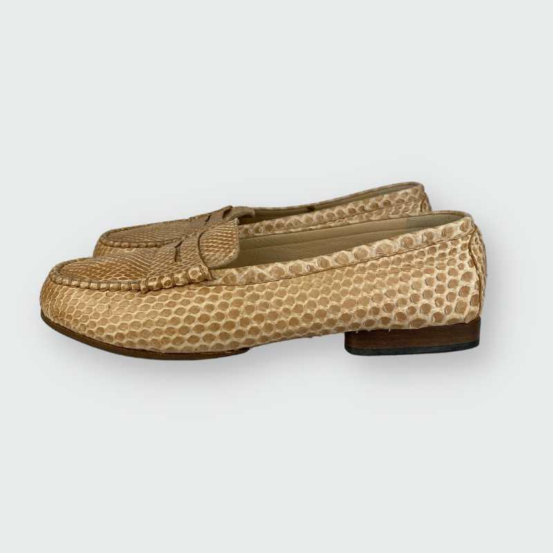 Unützer Loafer