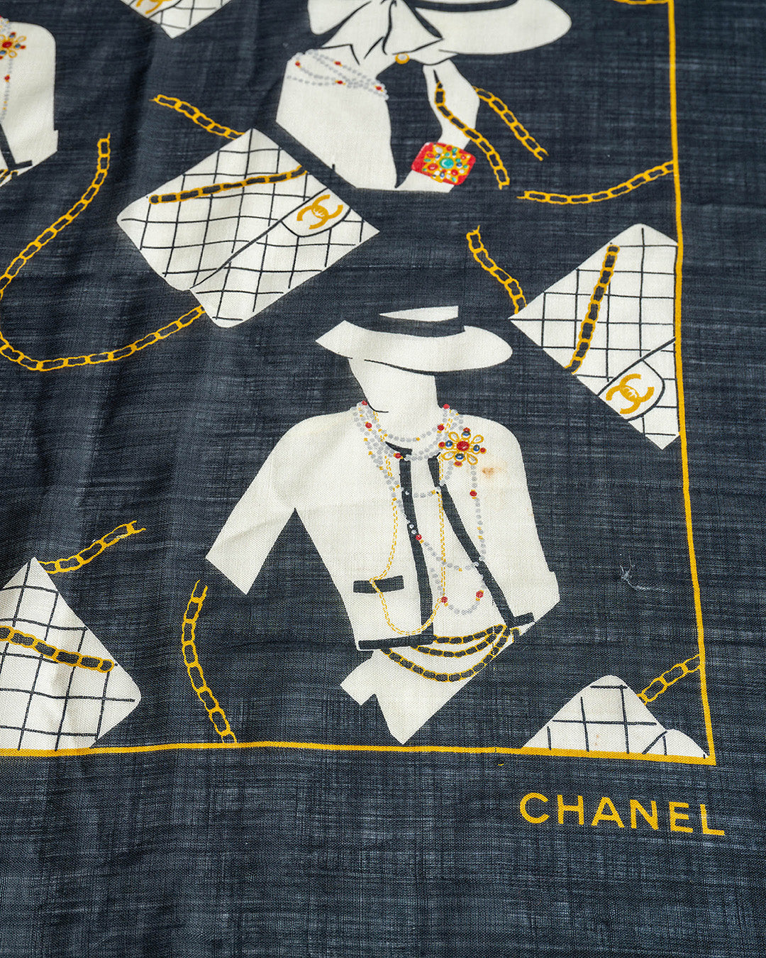 Chanel Tuch mit Muster · Schwarz